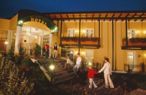 קוהפידיש Gasthof Hotel Zum Weinberg מראה חיצוני תמונה